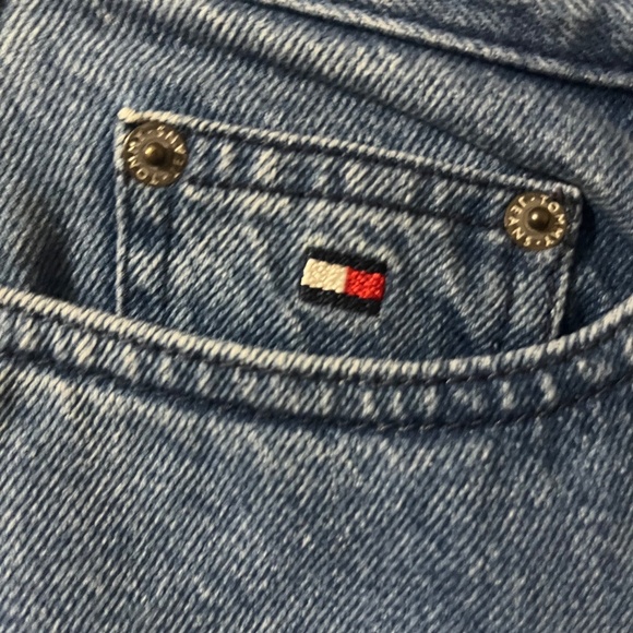 Vintage Tommy Hilfiger Jeans High Waisted Mom Jeans - Light wash Denim - Picture 4 of 5